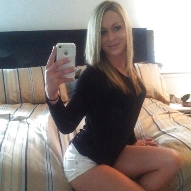 5P Amateur teen exposed