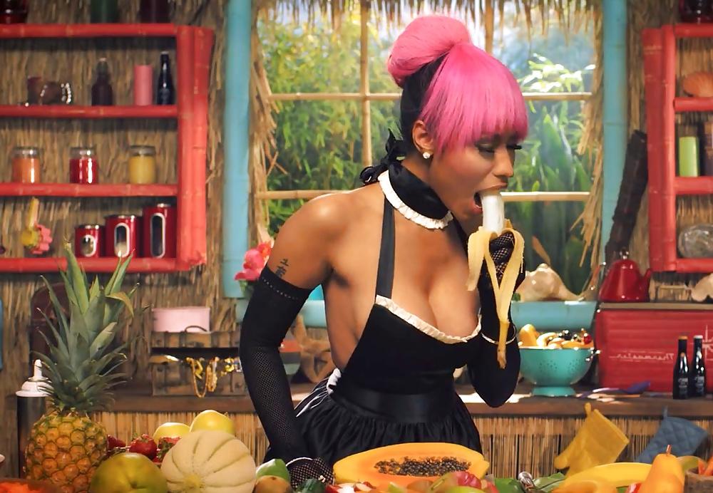 18P Nicki Minaj - Hot Ebony Slut for a really hard Fuck 