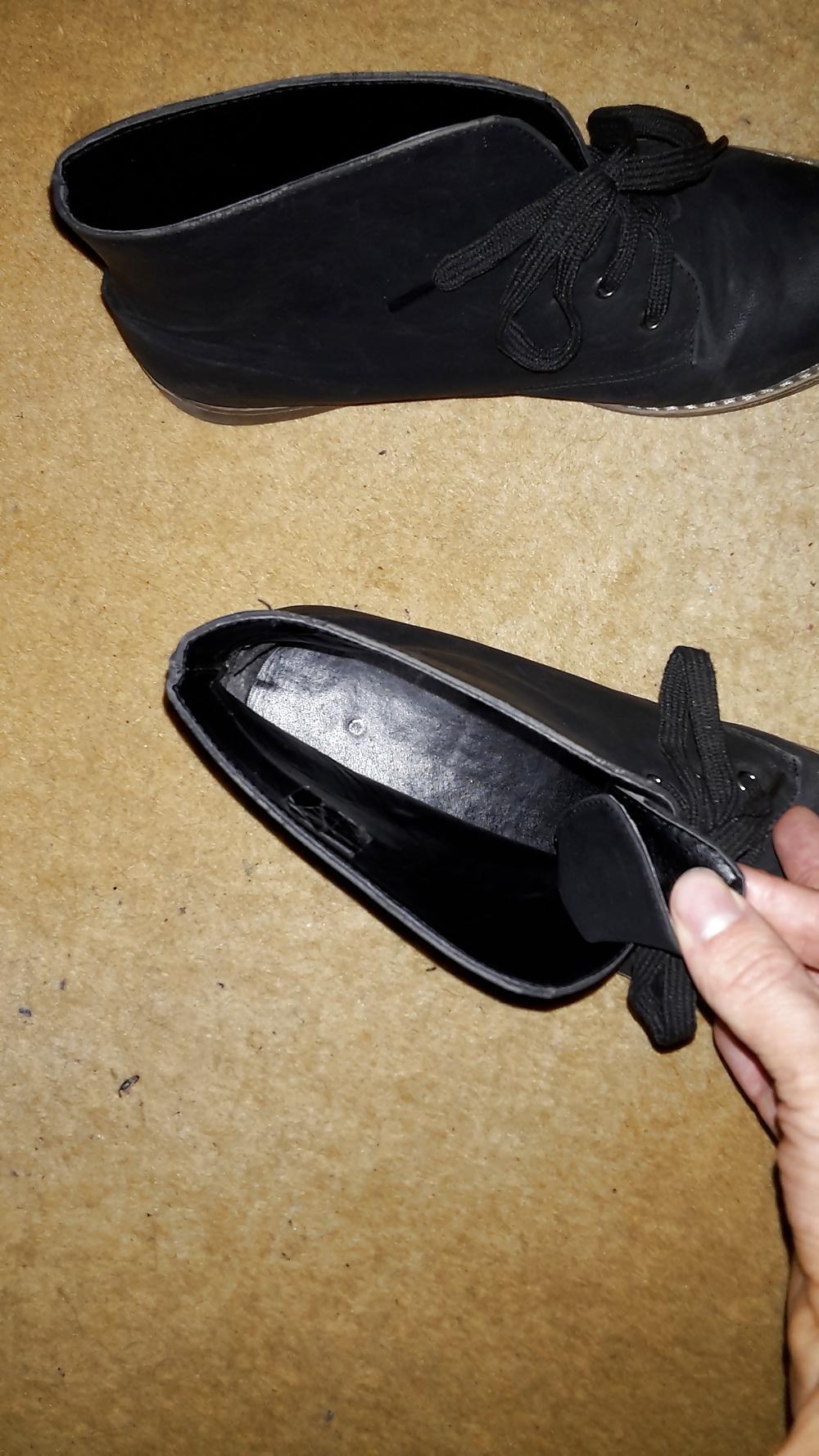 25P Ein paar Schuche der Freundin