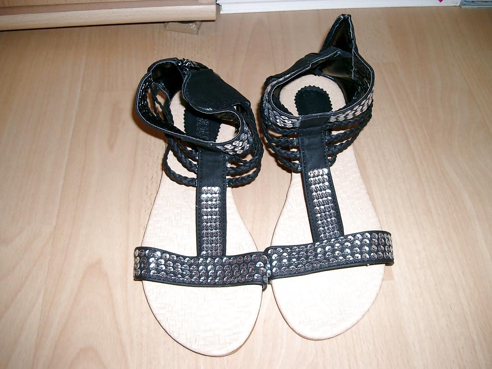 25P Ein paar Schuche der Freundin
