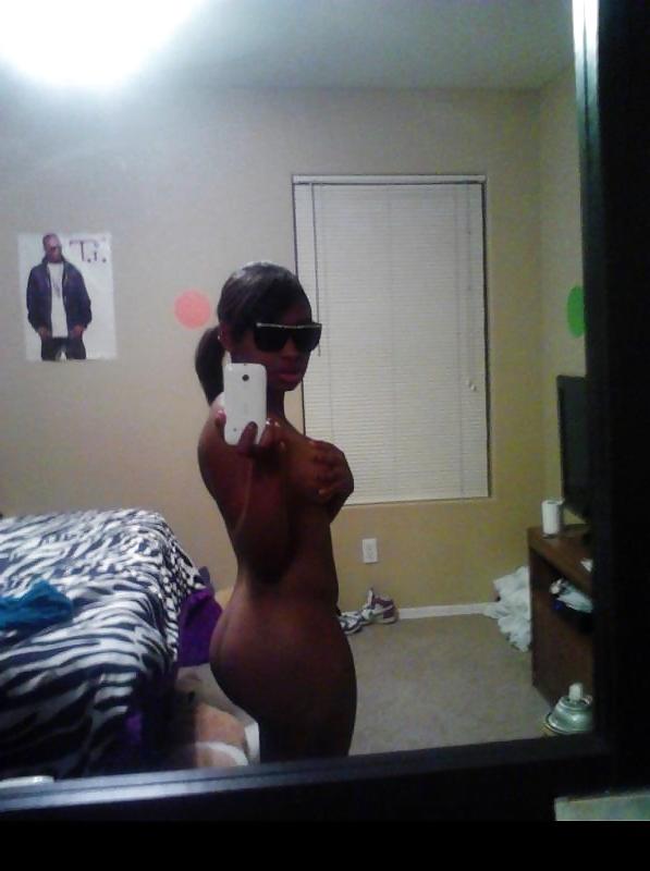 25P Ebony Self Shots 3