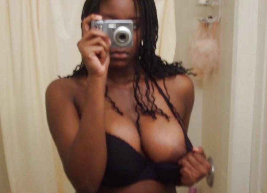 25P Ebony Self Shots 3