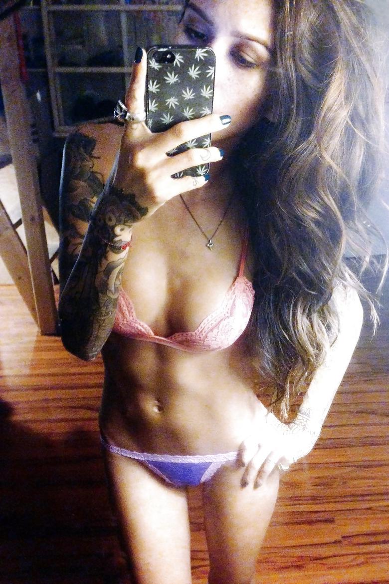 13P Very hot tattooed amateur teen girls