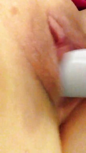 5P Amateur Teen Louise White Dildo Orgasm