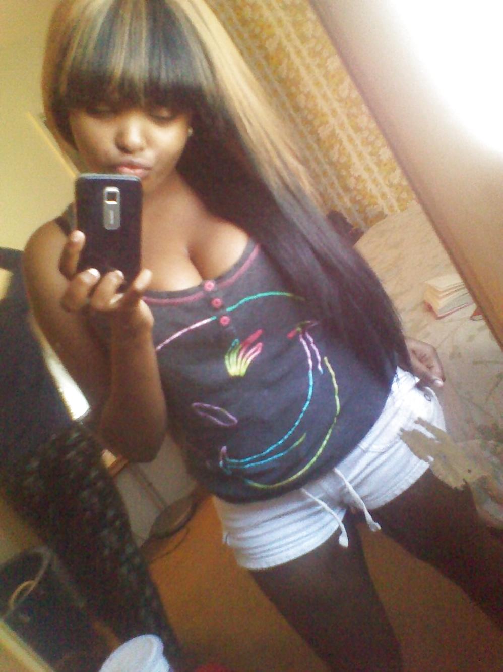 23P Hot Ebony Teen Selfies