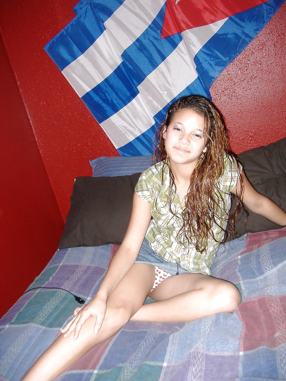 15P Young Slut Amateur Teen 1