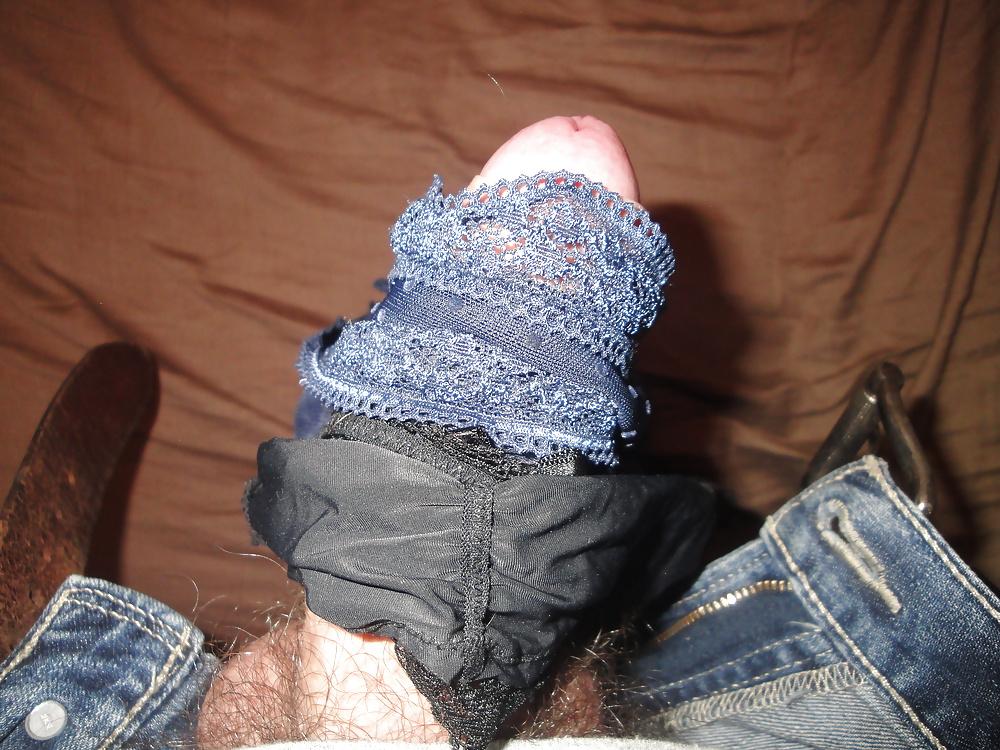 20P Friend's Dirty Panties