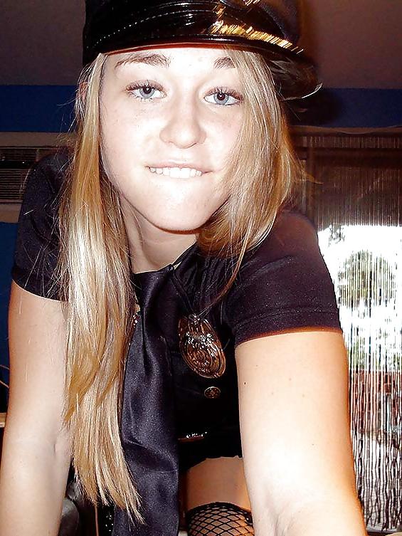 10P Hot Amateur Teen