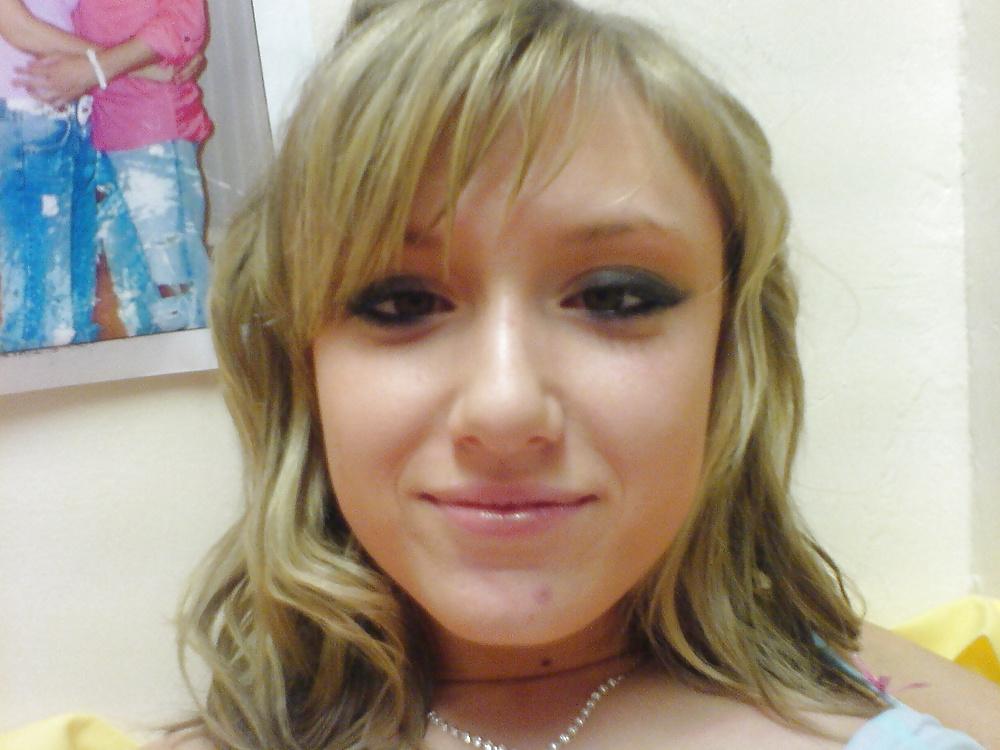 25P Playful College Couple