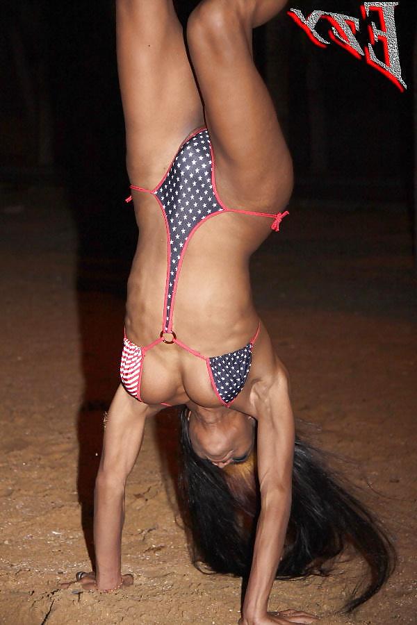 25P Sexy Ladyboys of Pattaya- Ezy Bar Shemale Stars
