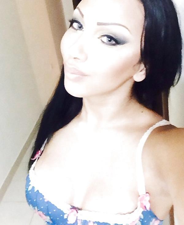 25P Sexy Shemale & Tranny Crossdresser
