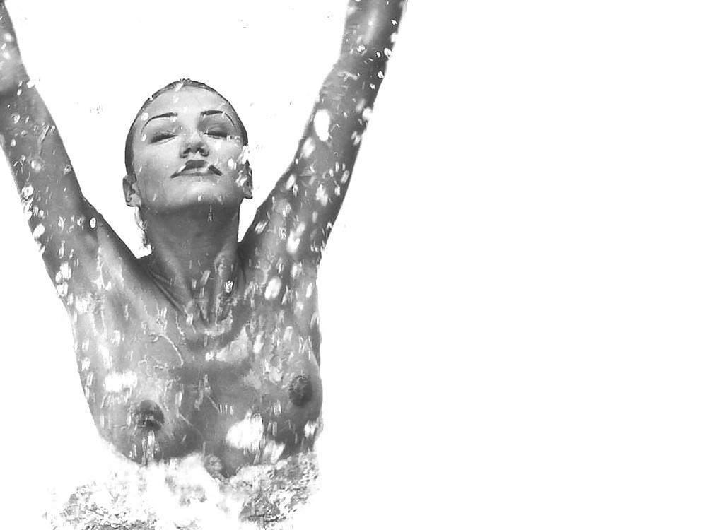 24P Best of Cameron Diaz