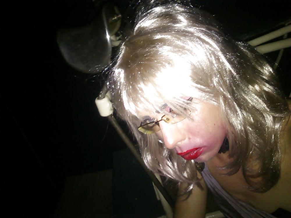 5P Used sissy faggot at glory hole