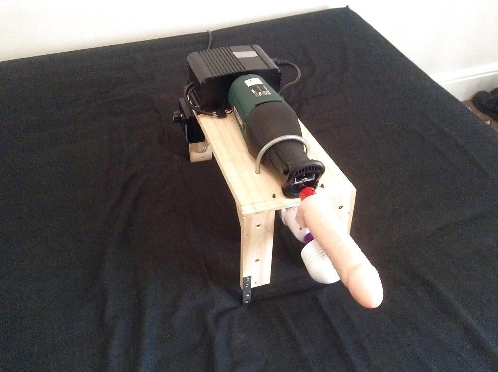 10P D.I.Y fucking machine...