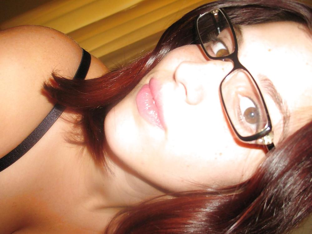 25P Pretty Amateur Teen Carole 4