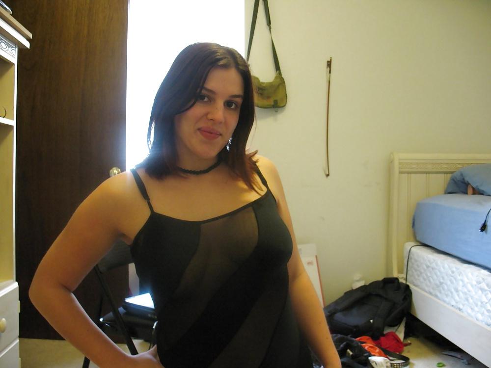 25P Pretty Amateur Teen Carole 4