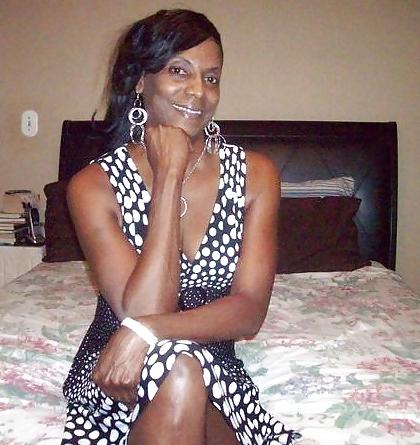 25P Hot Ebony Mamas