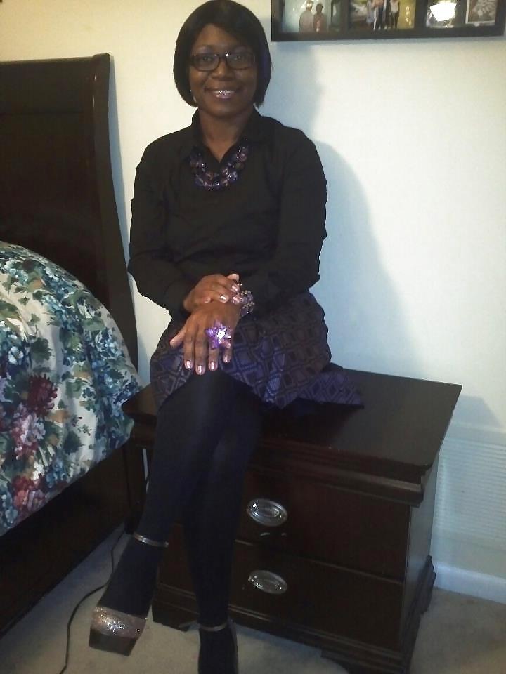 25P Ebony Stockings