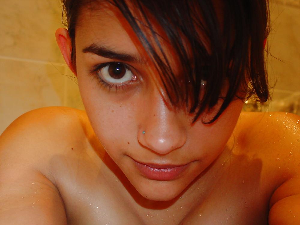 22P Amateur brunette teen