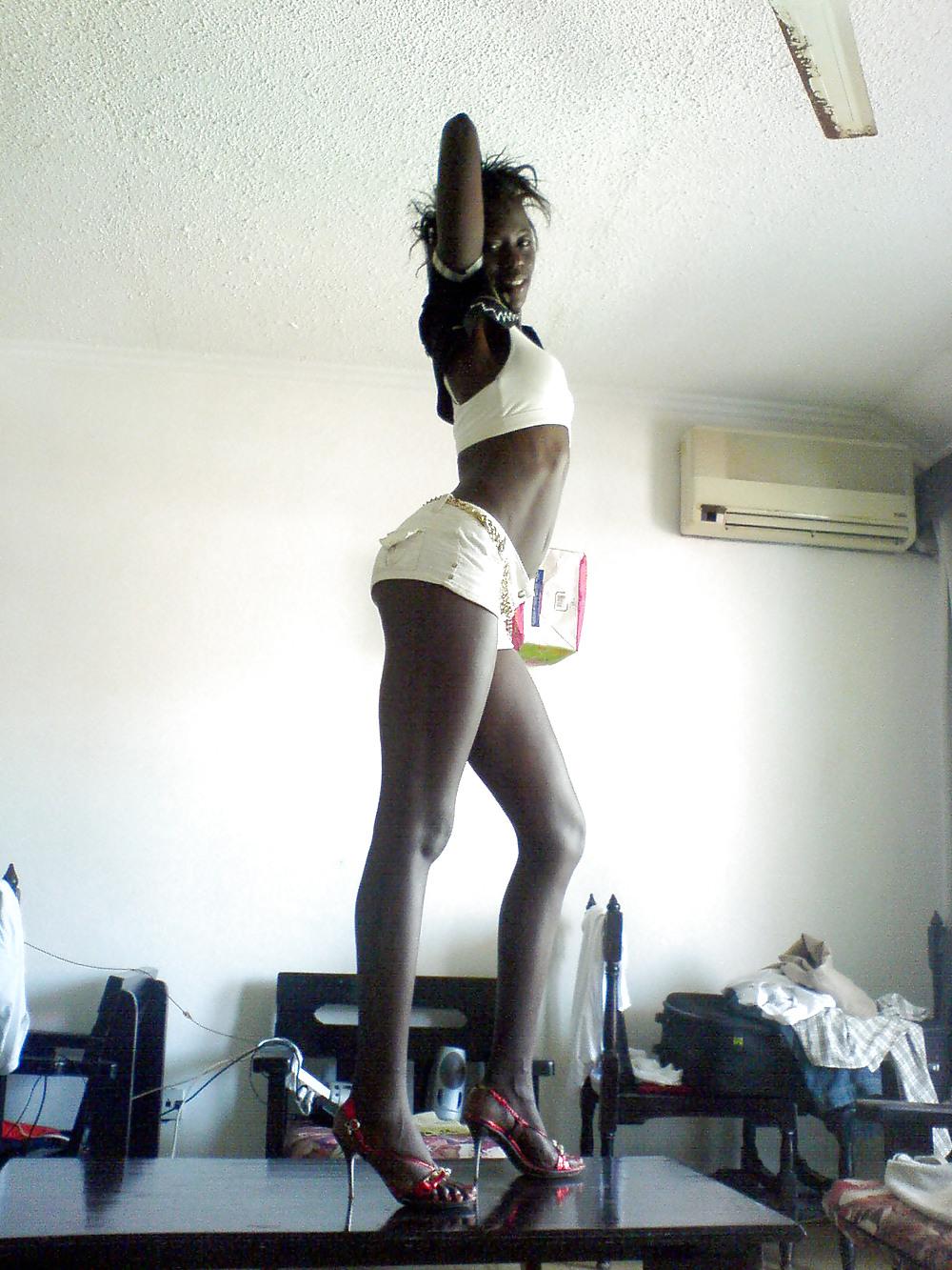25P Pretty Amateur Ebony SelfShot 5