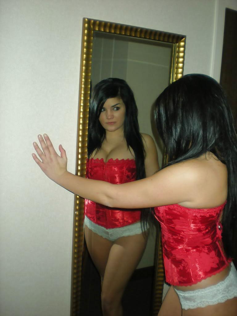 15P Pretty Amateur Teen Chloe
