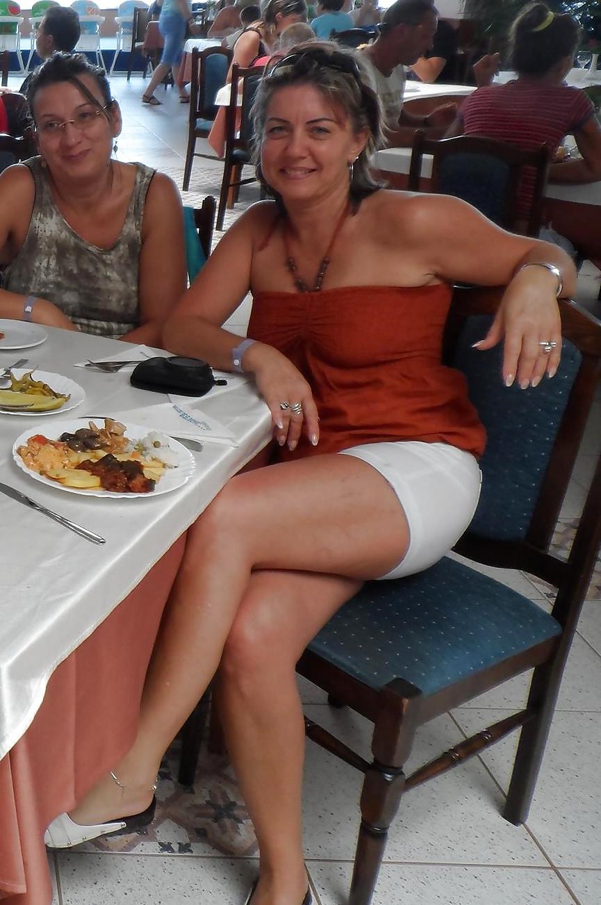 25P My mom hot friend (nonude)