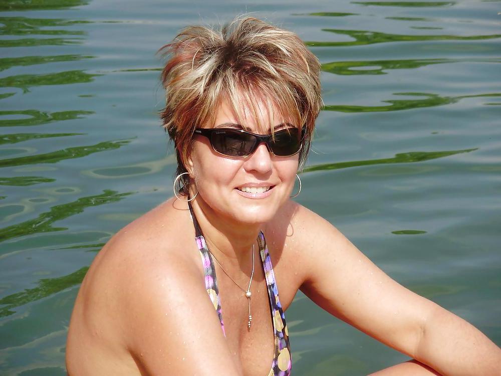 25P My mom hot friend (nonude)