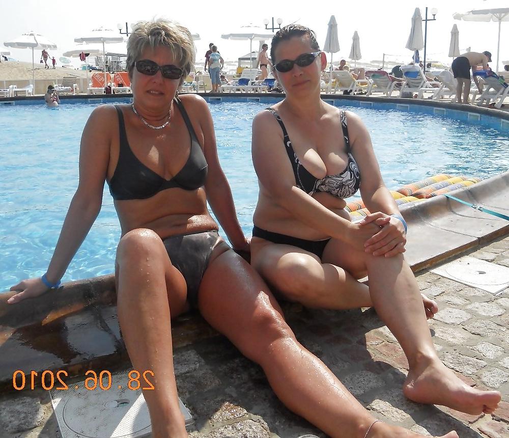 25P My mom hot friend (nonude)