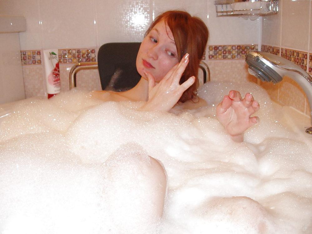 25P Pretty Amateur Teen Karina 1