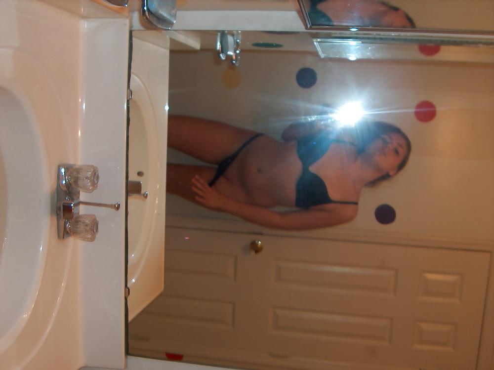 23P Pretty Amateur Teen Amanda