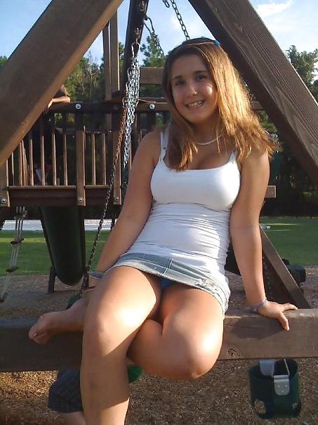 25P Amateur teen ass