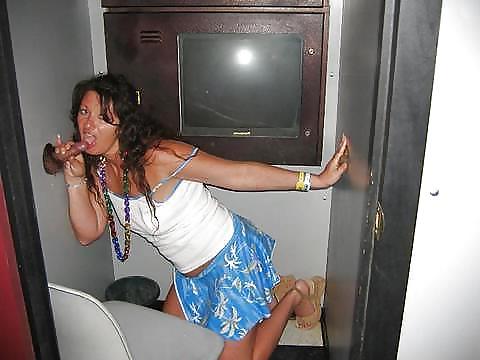 24P Gloryhole Sluts