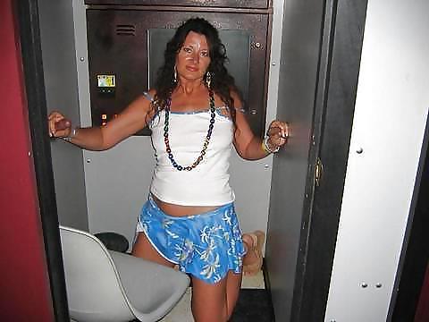 24P Gloryhole Sluts