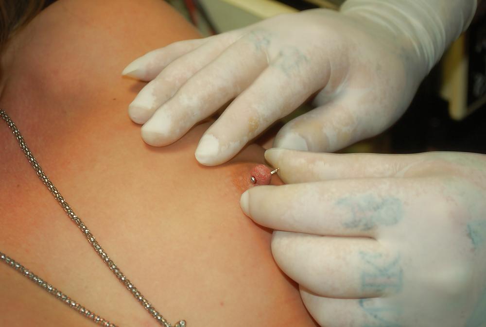 14P My Bulgarian Friend Nipple Piercing