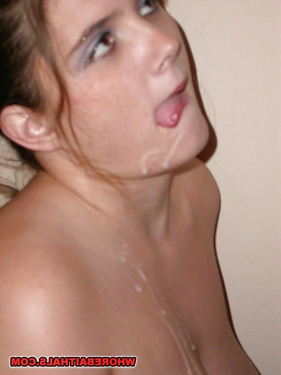 25P Mom takes pix of ME Fucking her daughter's friend