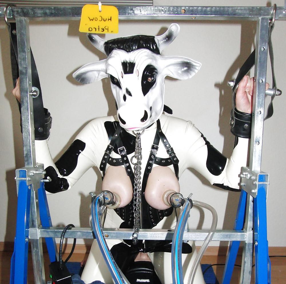 25P Machine milked SexSlaves set.11