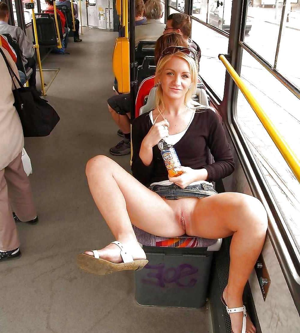 11P Best public pussy flashing