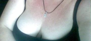 25P Women with Huge Tits