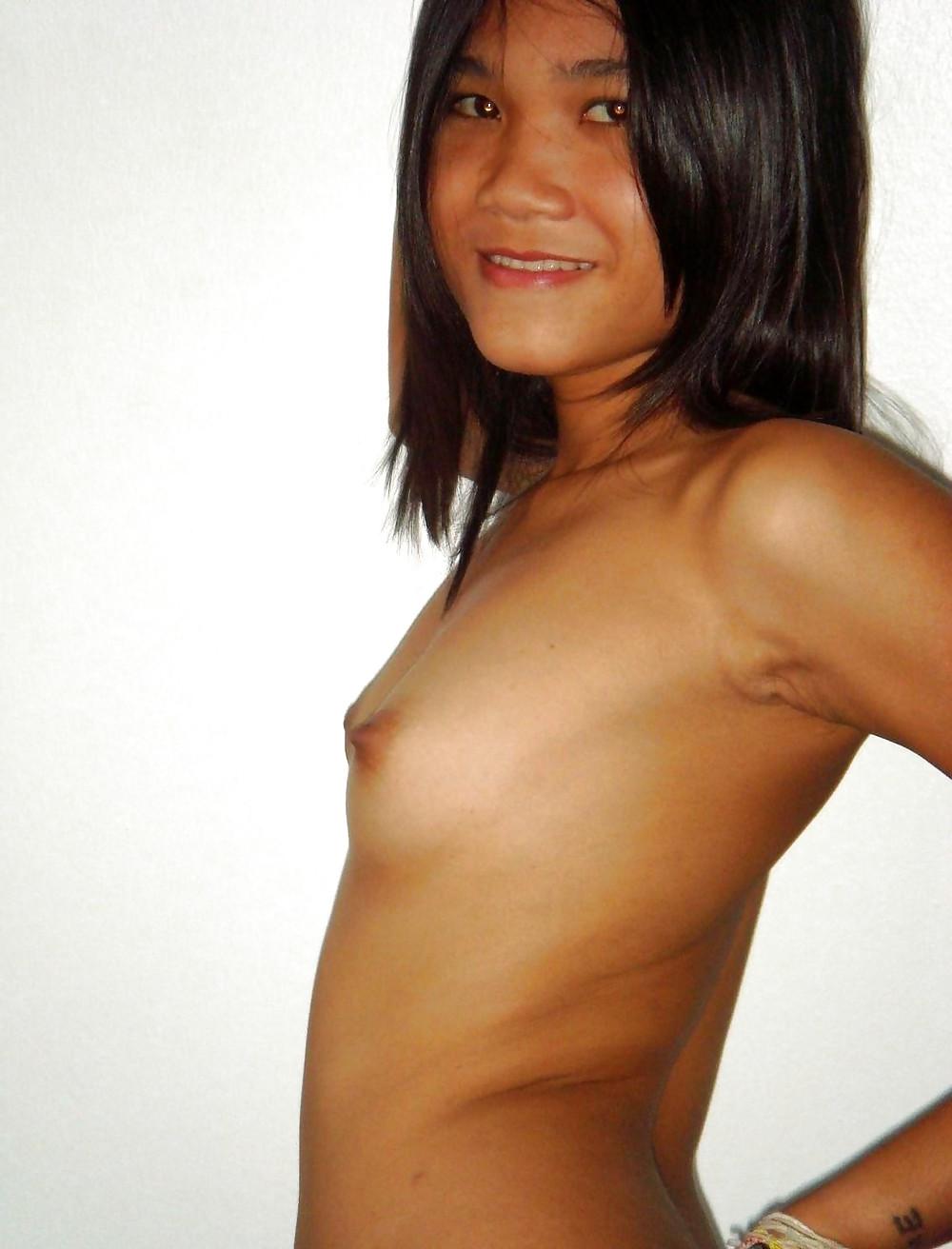 18P Sweet Thai Amateur Teen