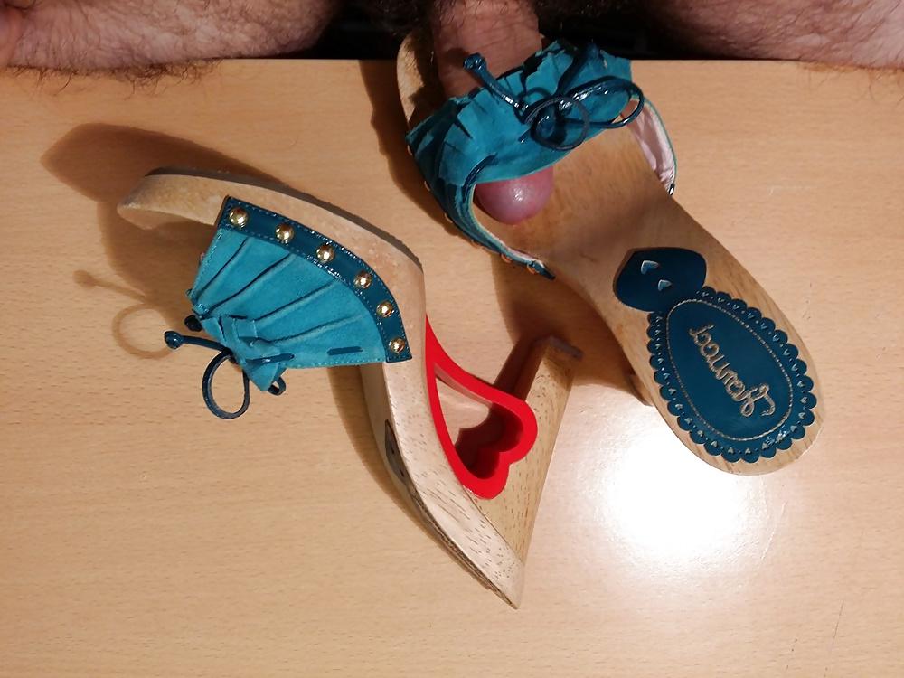 6P Fuck and cum NOT my mother wedge sandals with LOVE hole