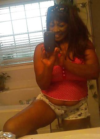 7P Old head ebony granny