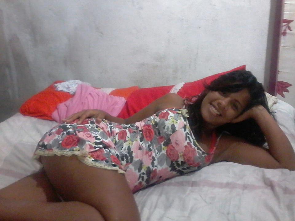 25P Teen amateur softcore