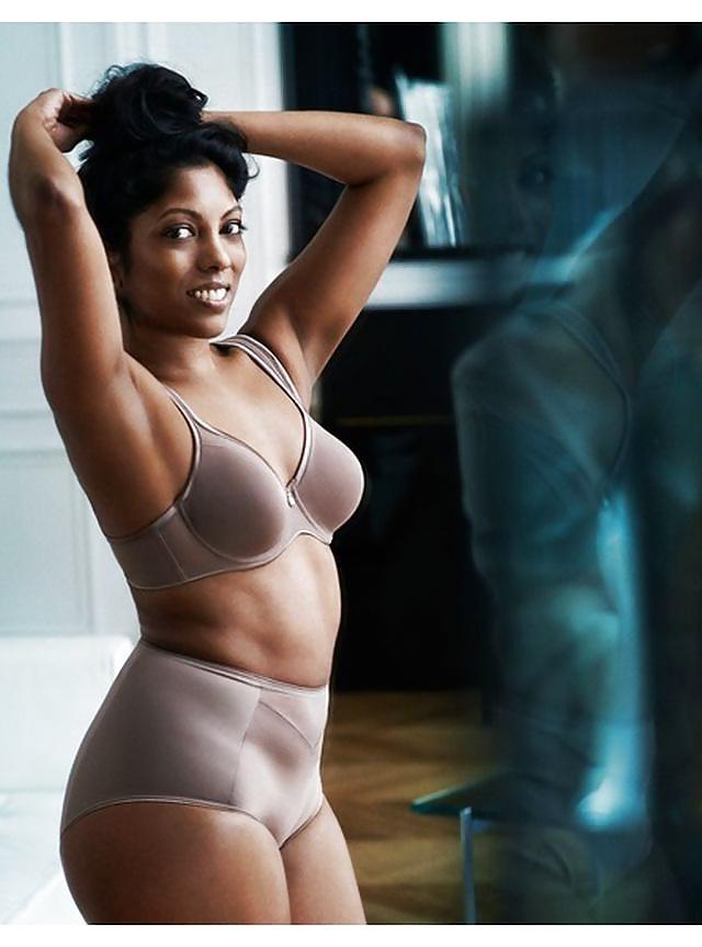 25P Ebony Women in Lingerie 11