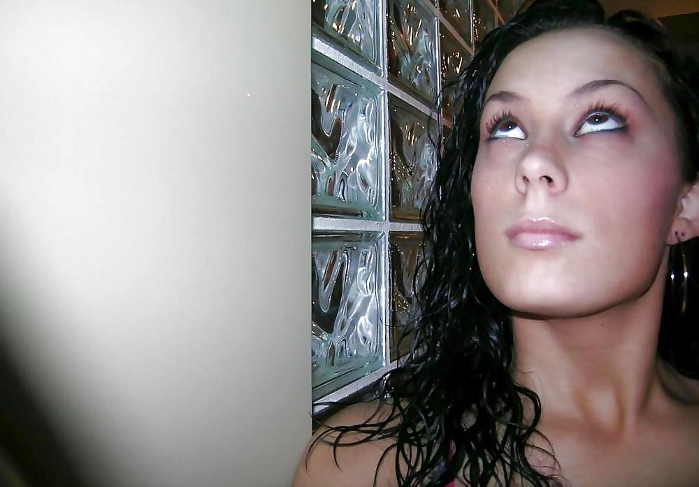 25P BUSTY AMATEUR TEEN AND HER RUBBERDUCK