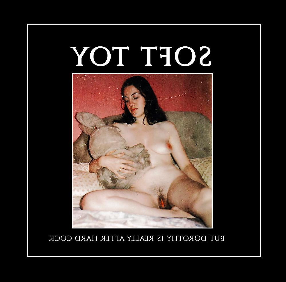 23P The Best of Naked Wife Dorothy