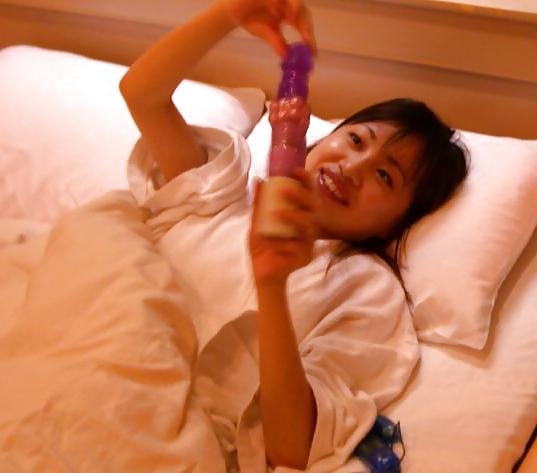 23P Japanese Amateur Teen Loves Sweets