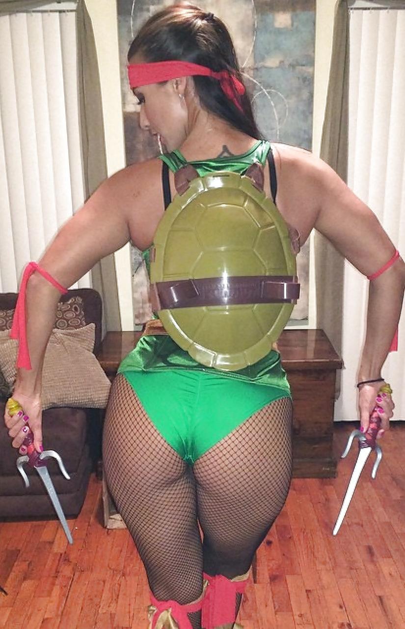 8P Wife's friend for black dick to