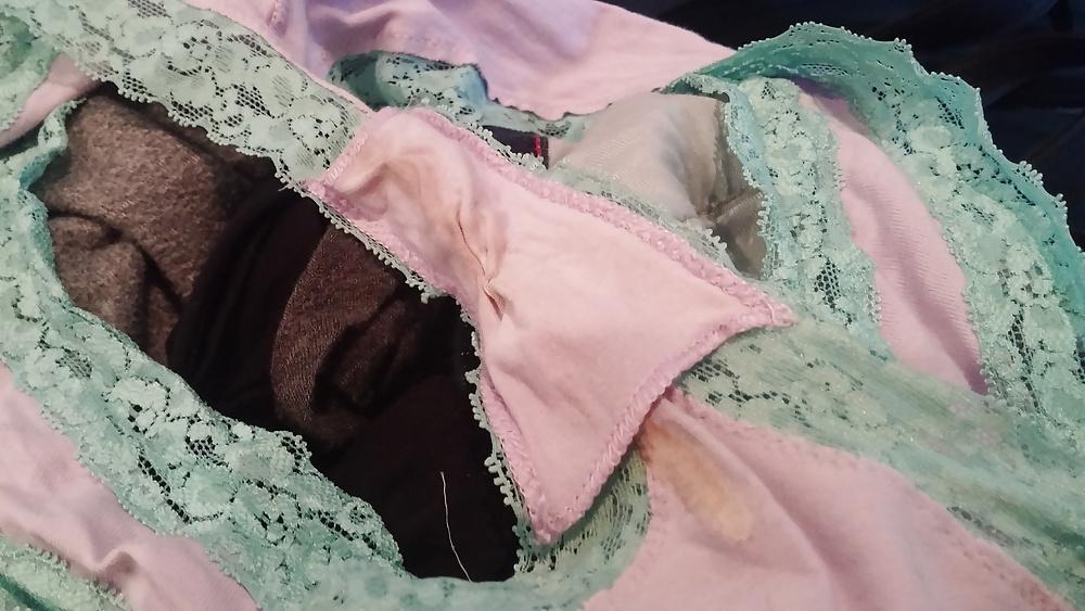 18P Friend's Panties - 32 Year Old Mother of 3
