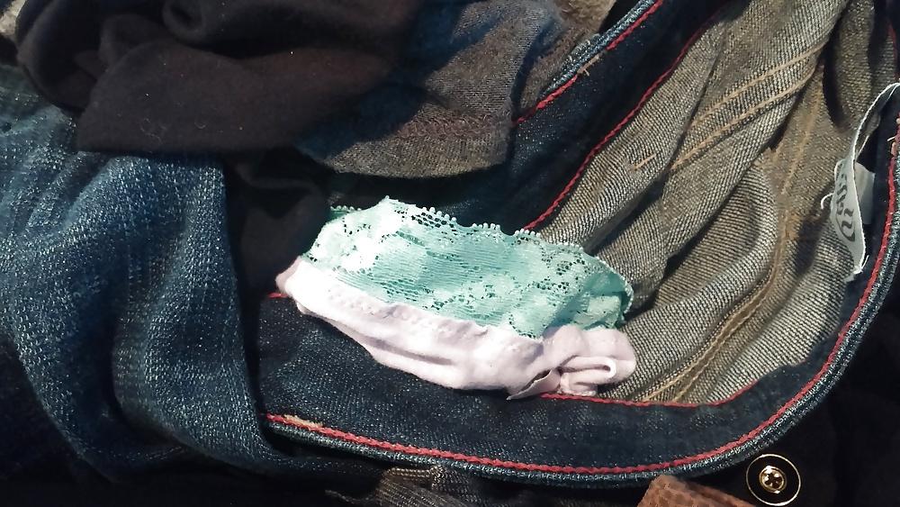 18P Friend's Panties - 32 Year Old Mother of 3