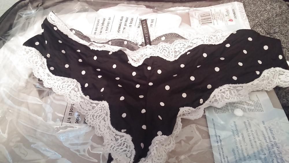 18P Friend's Panties - 32 Year Old Mother of 3